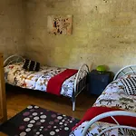 4 Personnes Avec Piscine בית נופש