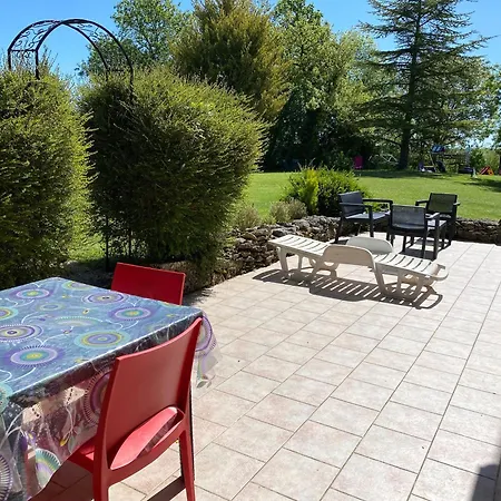 Semesterbostad 4 Personnes Avec Piscine Montdoumerc